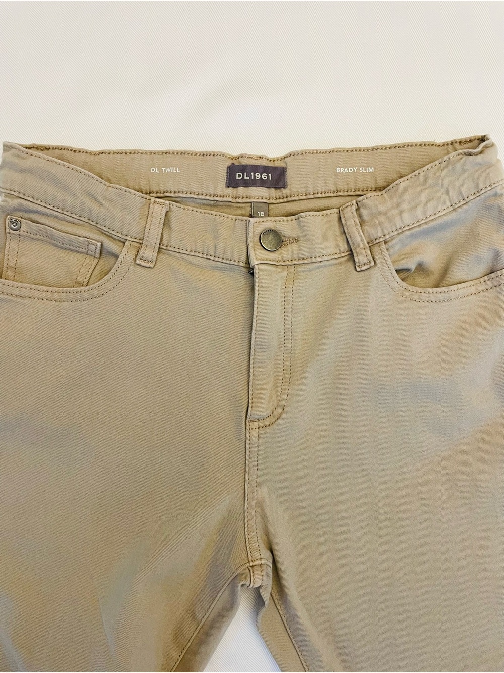 Boy’s DL 1961 Brady Slim Straight Jeans Big Kid Size 18